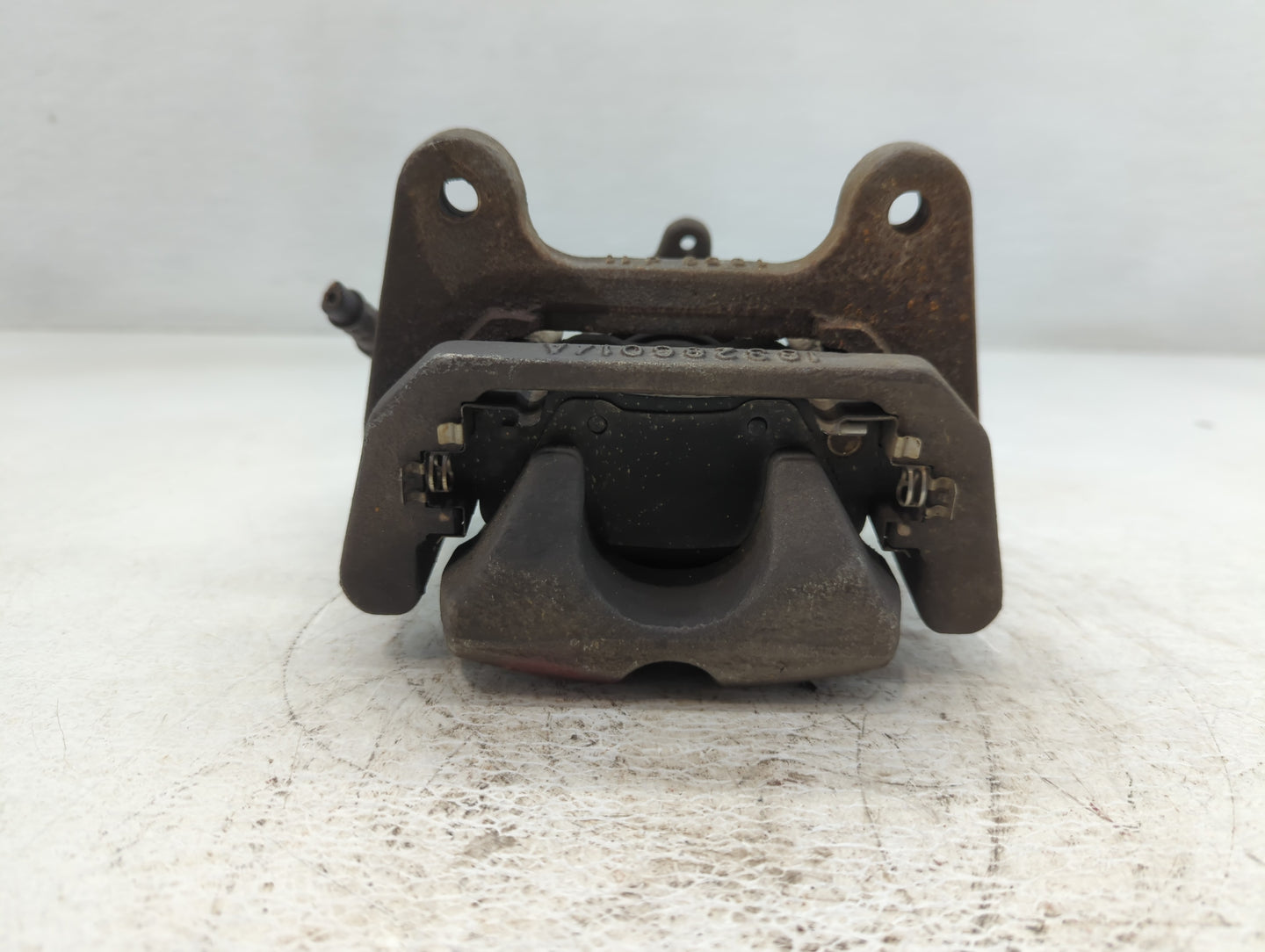 2014-2020 Jeep Cherokee Front Passenger Right Brake Caliper - Oemusedautoparts1.com