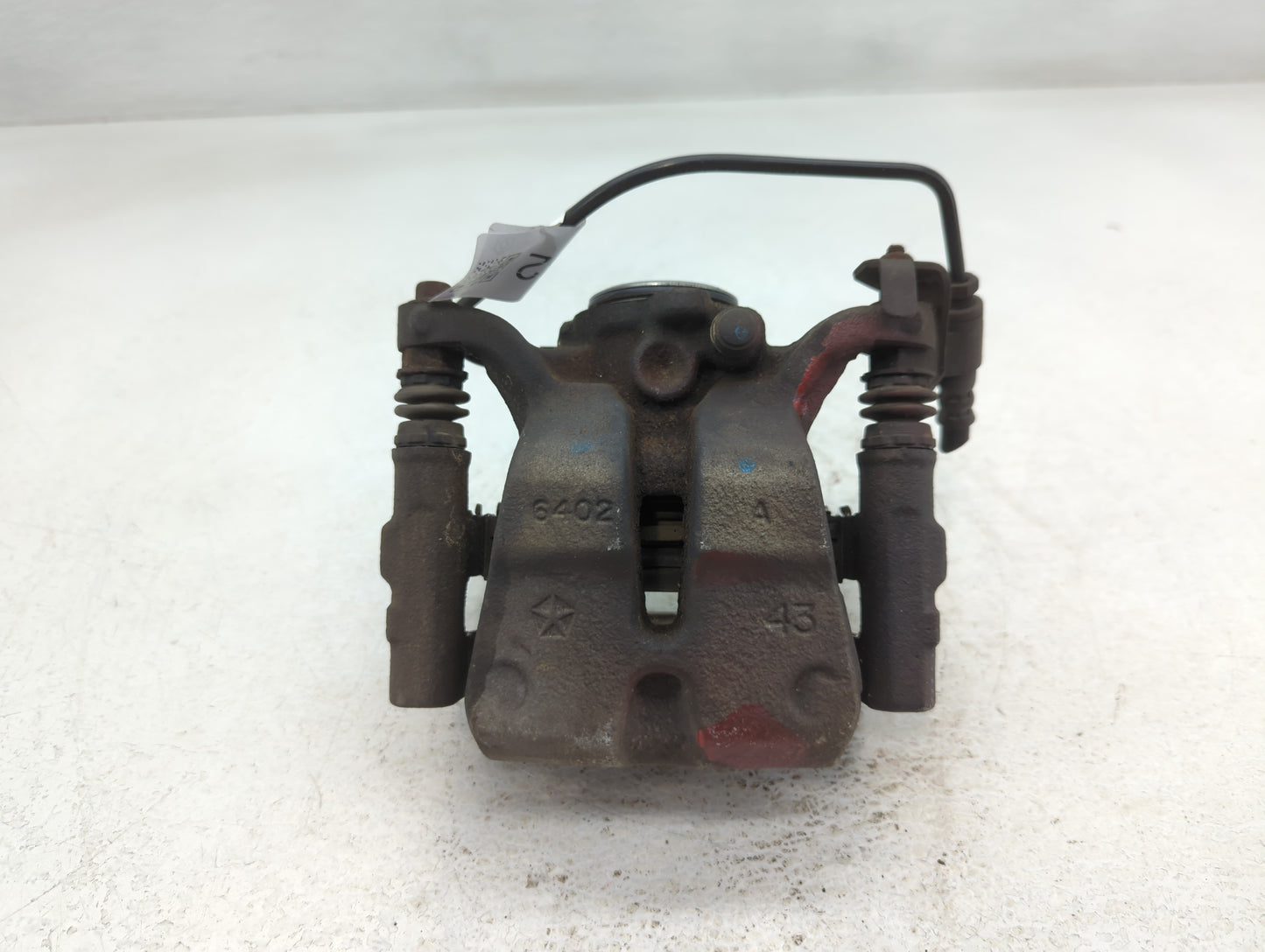 2014-2020 Jeep Cherokee Front Passenger Right Brake Caliper - Oemusedautoparts1.com