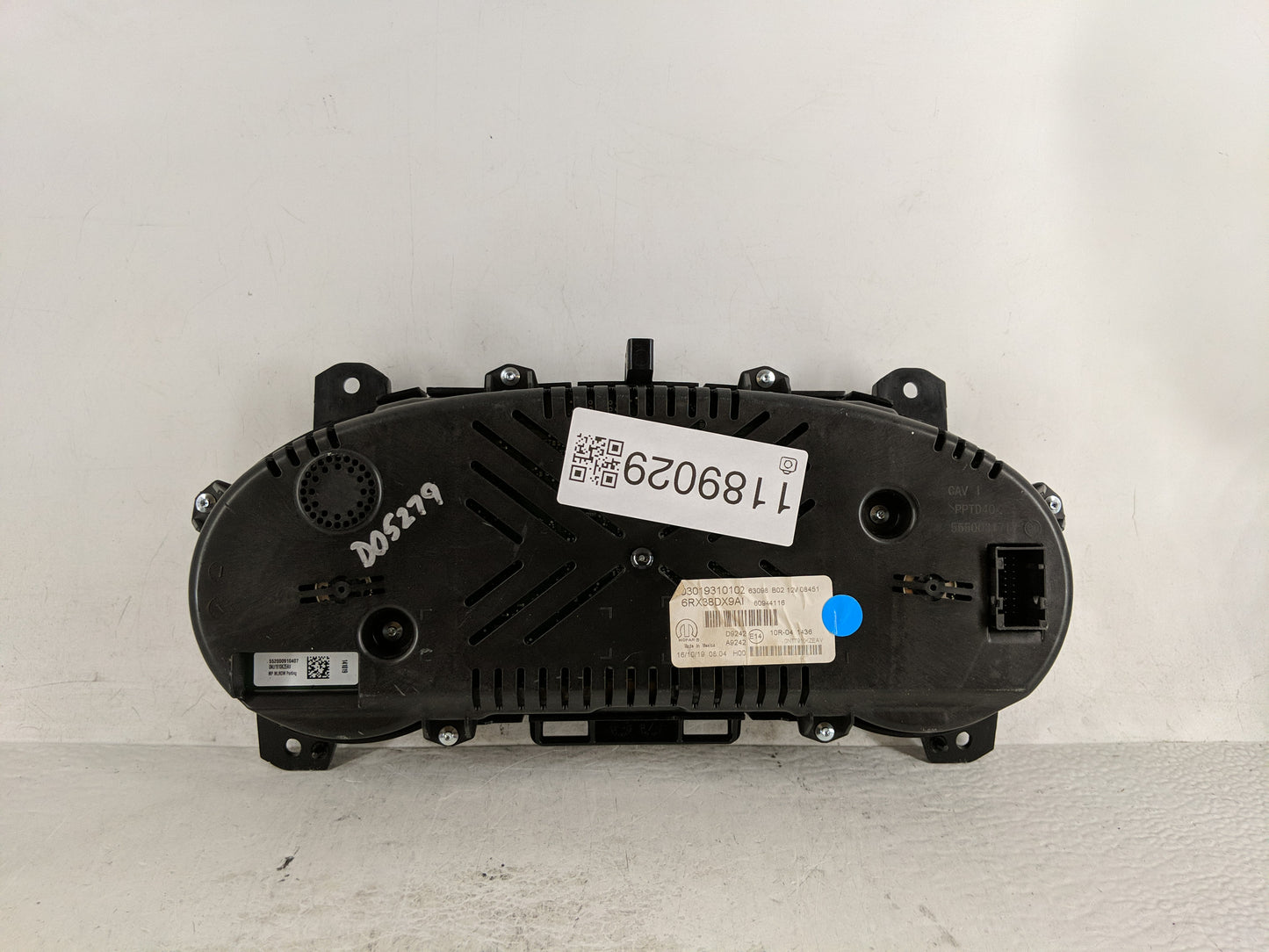 2020 Jeep Compass Instrument Cluster Speedometer Gauges P/N:E1410R-04 Fits OEM Used Auto Parts - Oemusedautoparts1.com