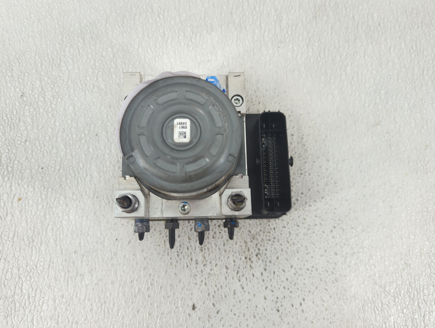 2020 Jeep Compass ABS Pump Control Module Replacement P/N:P68485883AA Fits OEM Used Auto Parts - Oemusedautoparts1.com