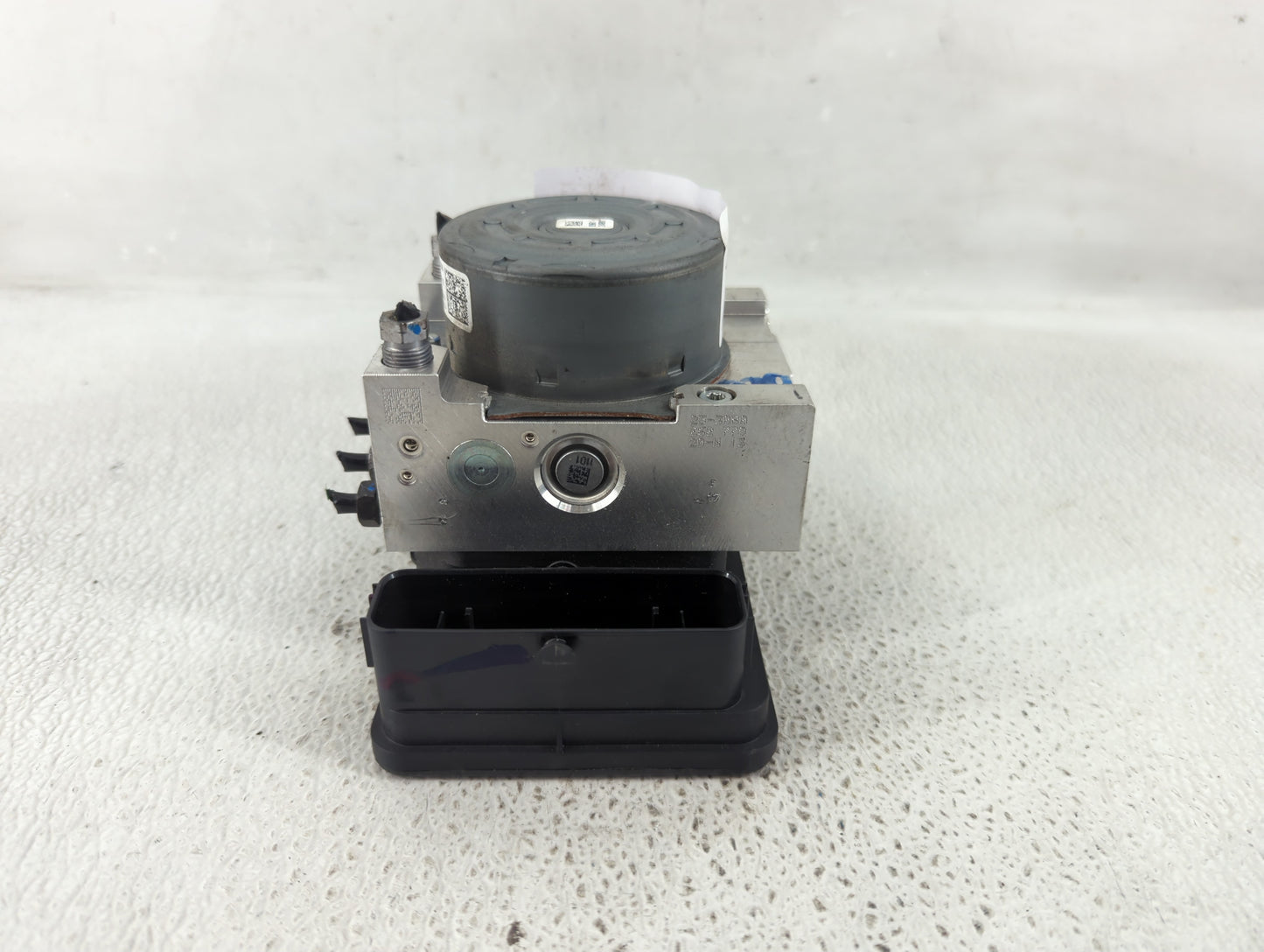 2020 Jeep Compass ABS Pump Control Module Replacement P/N:P68485883AA Fits OEM Used Auto Parts - Oemusedautoparts1.com