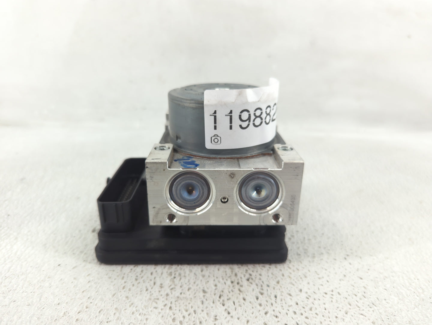 2020 Jeep Compass ABS Pump Control Module Replacement P/N:P68485883AA Fits OEM Used Auto Parts - Oemusedautoparts1.com