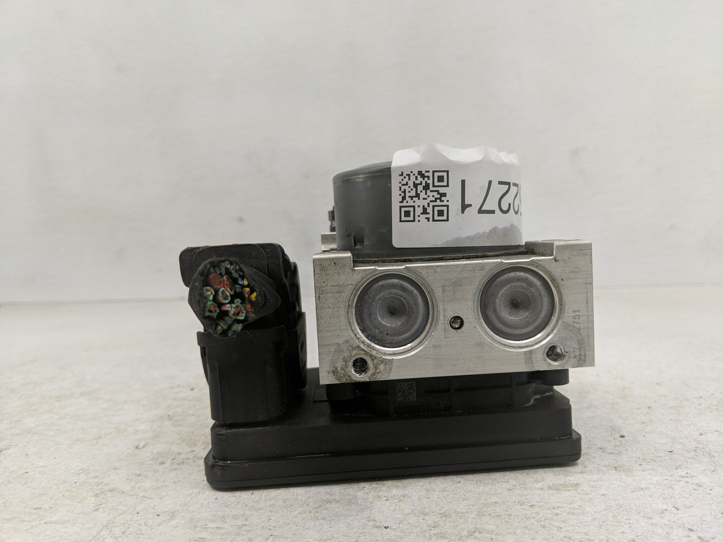 2020 Jeep Compass ABS Pump Control Module Replacement Fits OEM Used Auto Parts - Oemusedautoparts1.com