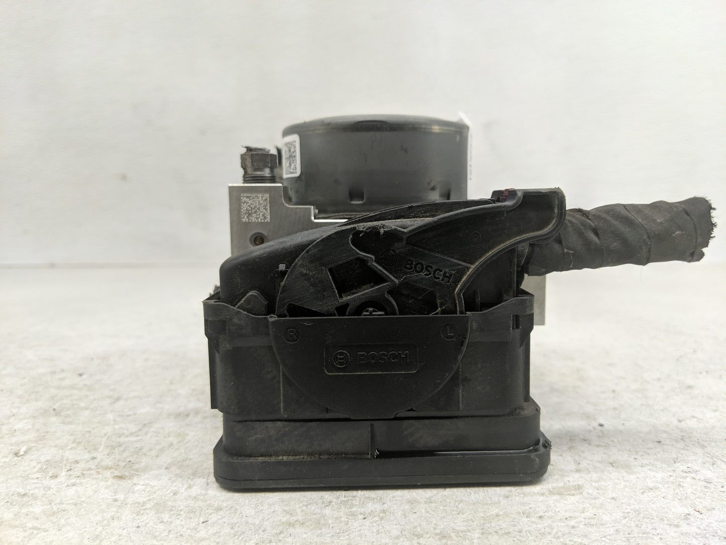 2020 Jeep Compass ABS Pump Control Module Replacement Fits OEM Used Auto Parts - Oemusedautoparts1.com