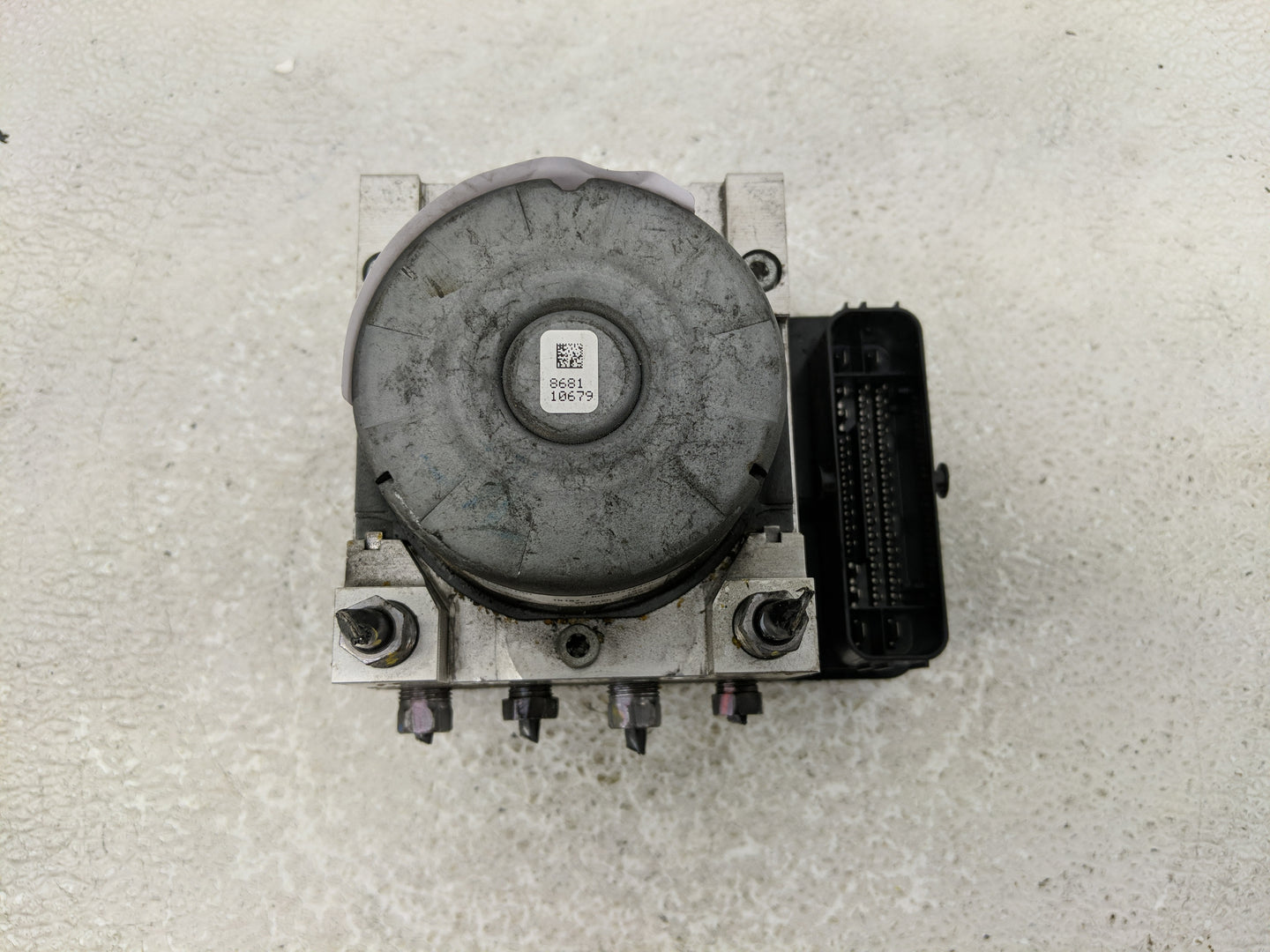 2020 Jeep Compass ABS Pump Control Module Replacement P/N:P04726567AH Fits OEM Used Auto Parts - Oemusedautoparts1.com