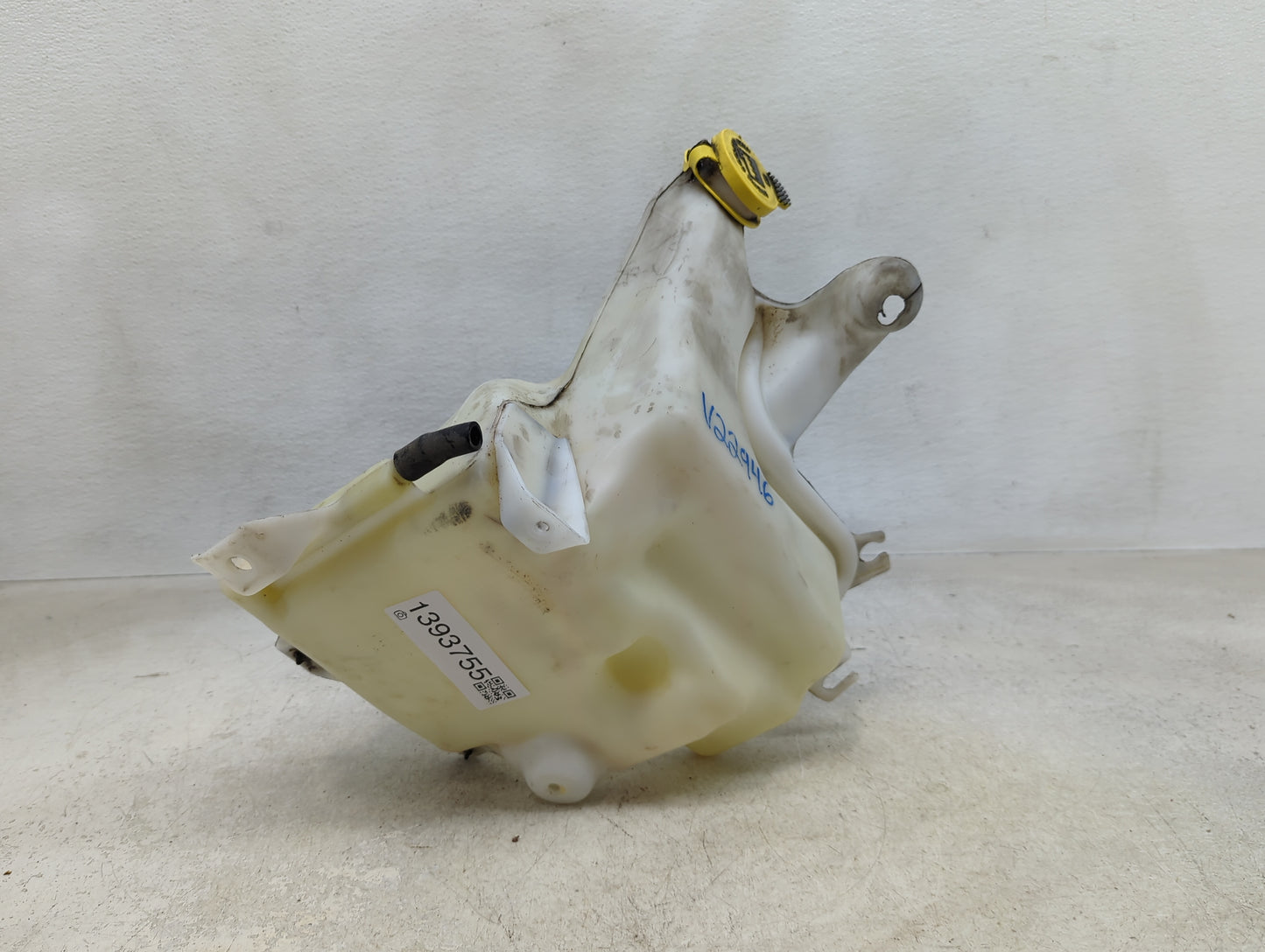 2020 Jeep Compass Windshield Washer Fluid Reservoir Bottle Oem - Oemusedautoparts1.com