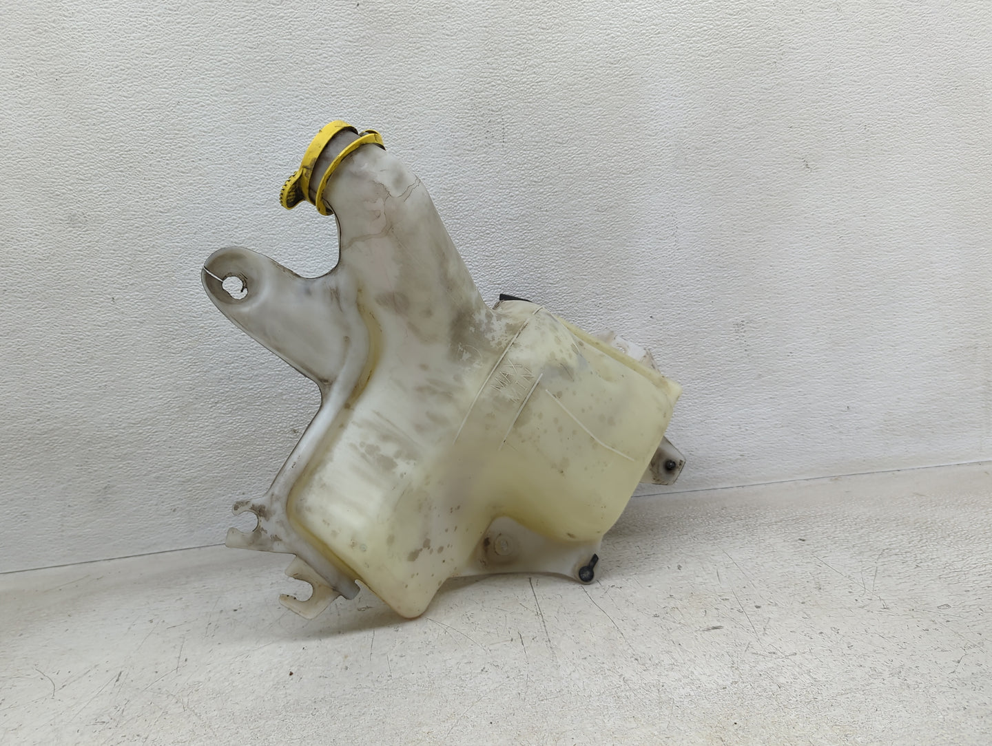 2020 Jeep Compass Windshield Washer Fluid Reservoir Bottle Oem - Oemusedautoparts1.com