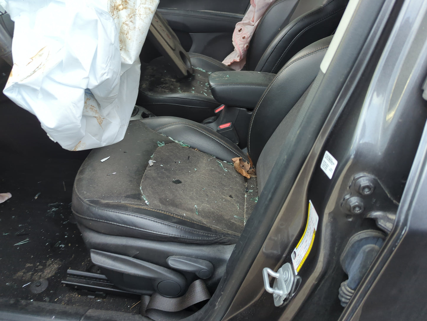 2020 Jeep Compass Driver Front Seat Oem - Oemusedautoparts1.com