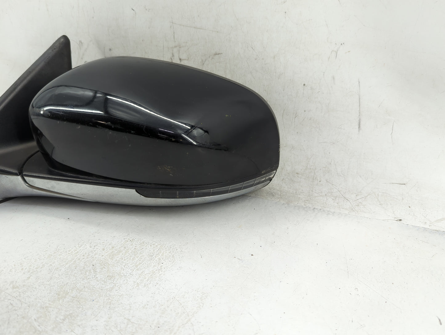 2020 Jeep Compass Driver Side View Mirror - Left Door Mirror OEM Used - Oemusedautoparts1.com