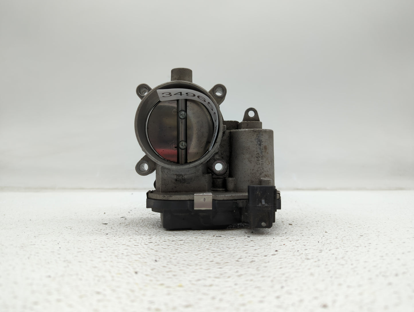 2017-2018 Jeep Compass Throttle Body P/N:04891970AB Fits Fits 2014 2015 2016 2017 2018 OEM Used Auto Parts - Oemusedautopart