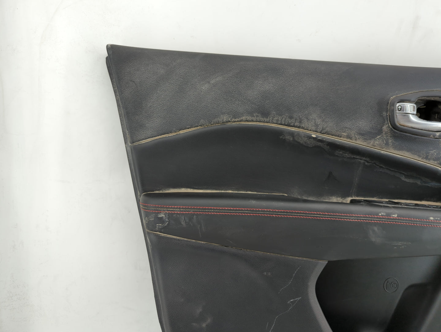 2020 Jeep Compass Front Left Driver Interior Door Panel Trim Black - Oemusedautoparts1.com