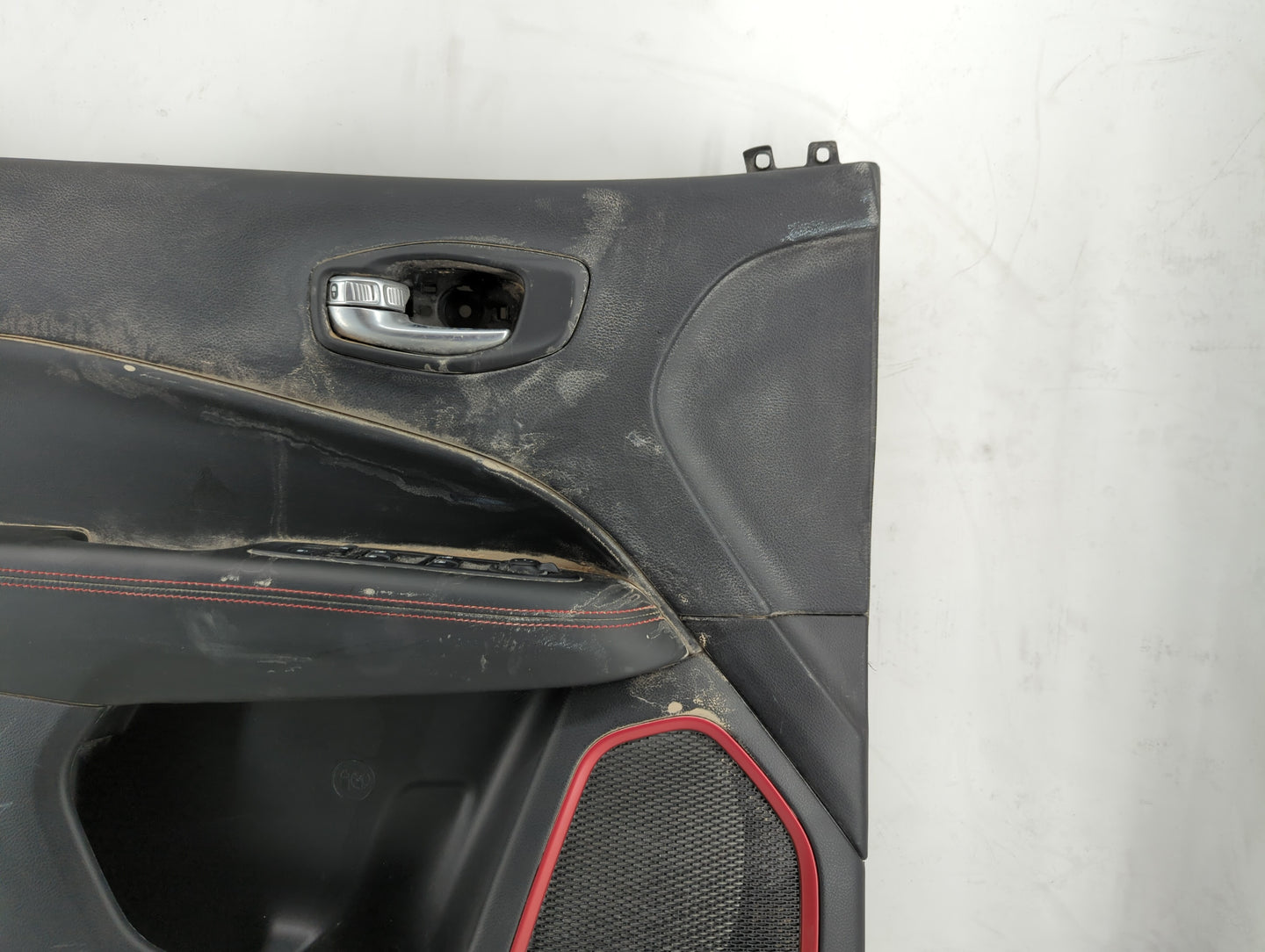 2020 Jeep Compass Front Left Driver Interior Door Panel Trim Black - Oemusedautoparts1.com