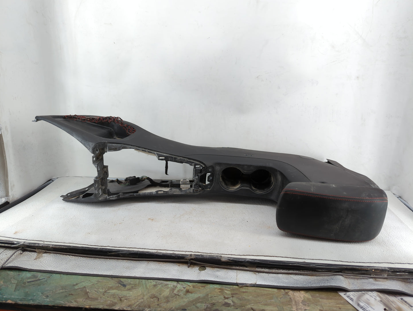 2020 Jeep Compass CENTER CONSOLE 362083 - Oemusedautoparts1.com
