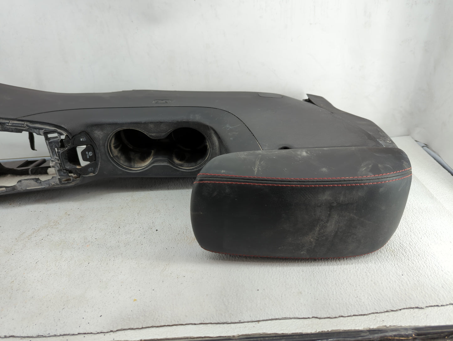 2020 Jeep Compass CENTER CONSOLE - Oemusedautoparts1.com