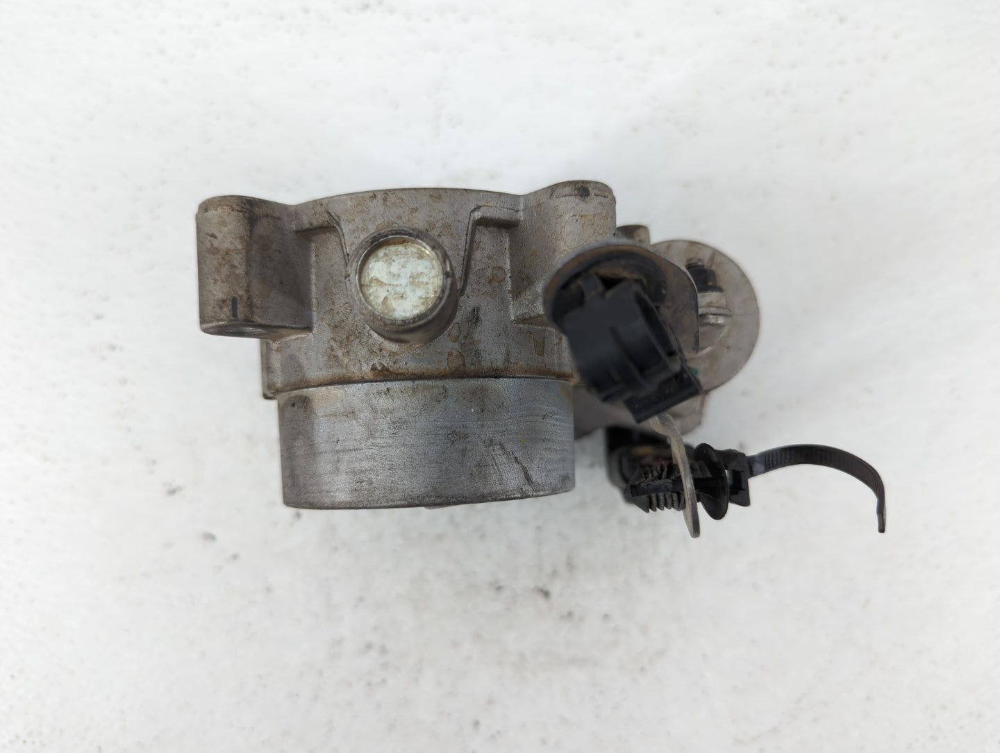 2017-2022 Jeep Compass Throttle Body P/N:04891970AC Fits Fits 2014 2015 2016 2017 2018 2019 2020 2021 2022 OEM Used Auto Par