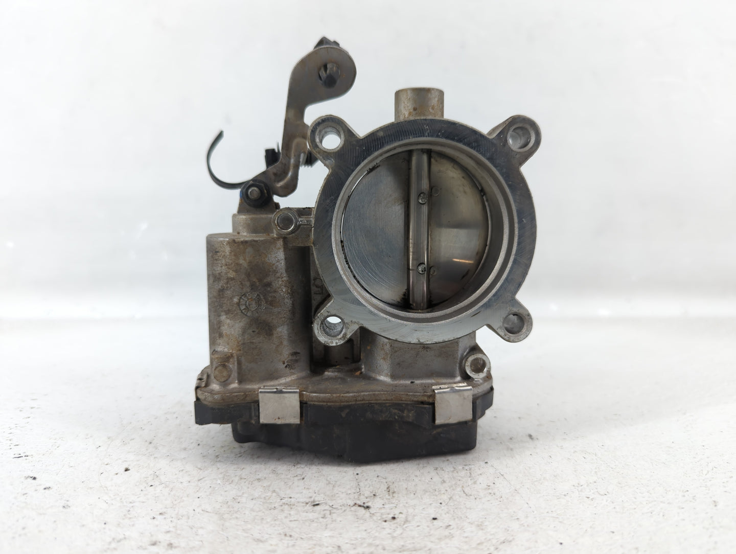 2017-2022 Jeep Compass Throttle Body P/N:04891970AC Fits Fits 2014 2015 2016 2017 2018 2019 2020 2021 2022 OEM Used Auto Par