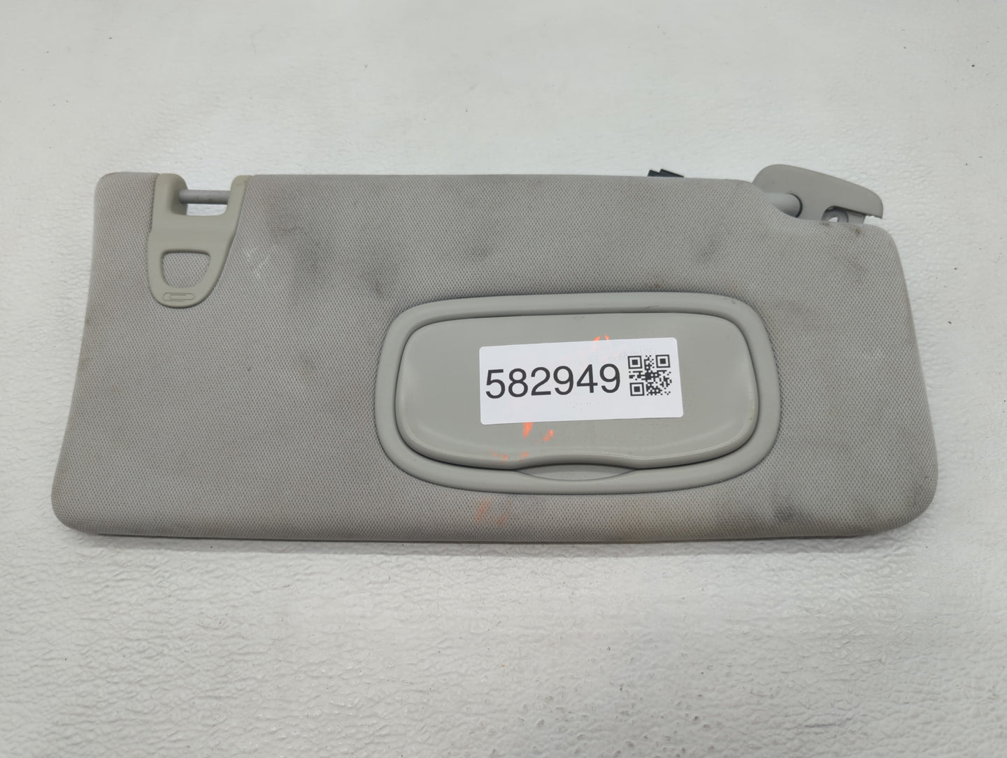 2020 Jeep Compass Sun Visor Shade Replacement Passenger Right Mirror Fits OEM Used Auto Parts - Oemusedautoparts1.com