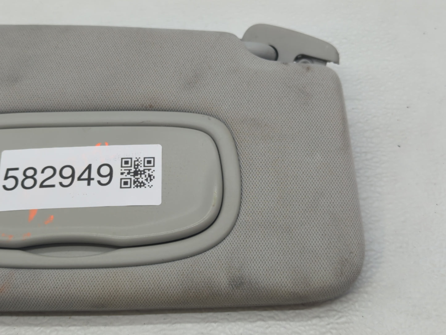 2020 Jeep Compass Sun Visor Shade Replacement Passenger Right Mirror Fits OEM Used Auto Parts - Oemusedautoparts1.com
