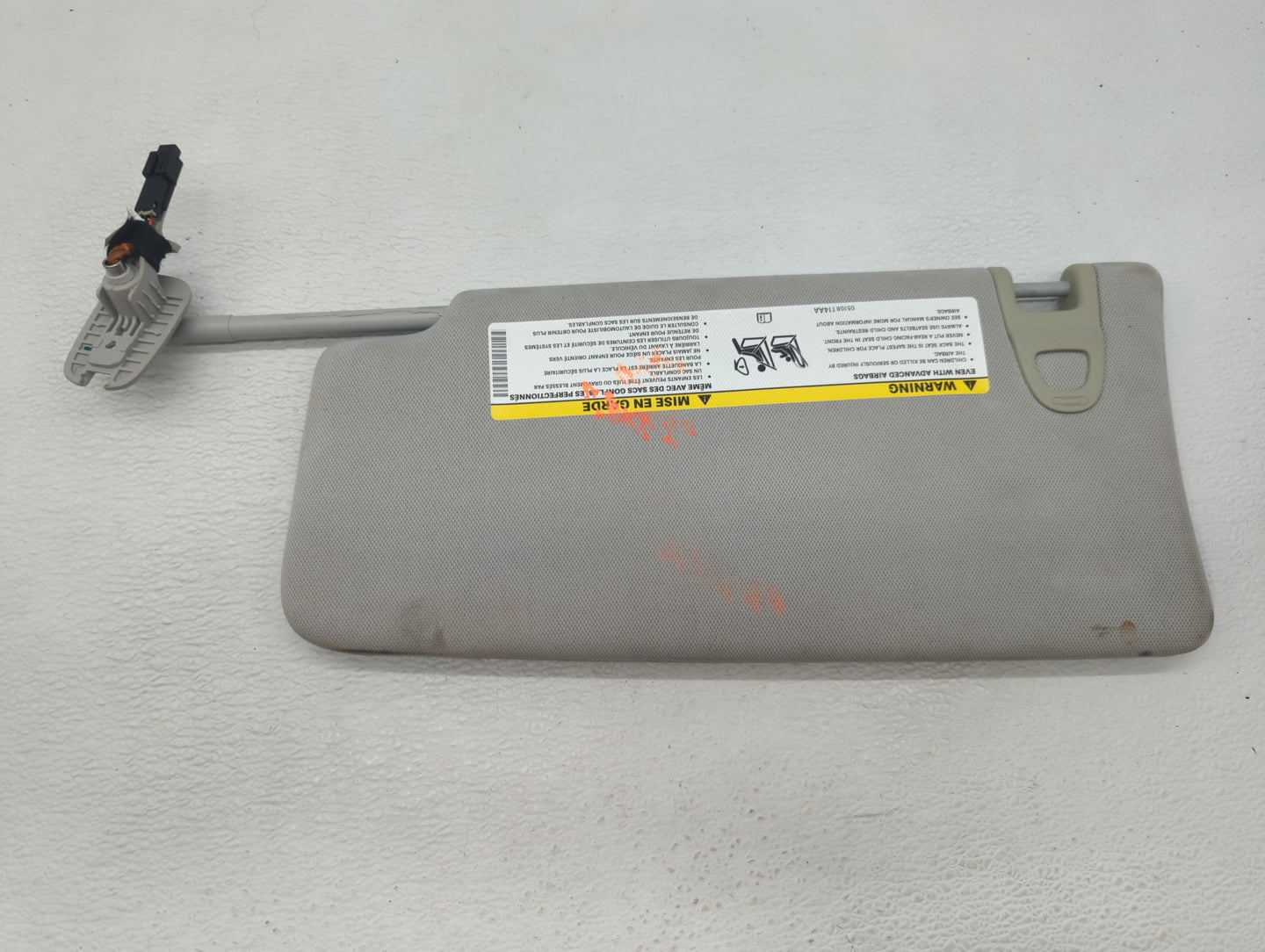 2020 Jeep Compass Sun Visor Shade Replacement Passenger Right Mirror Fits OEM Used Auto Parts - Oemusedautoparts1.com