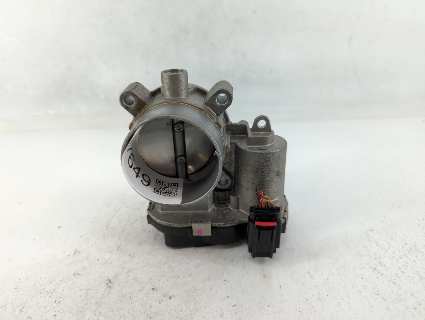 2017-2022 Jeep Compass Throttle Body P/N:04891970AC Fits Fits 2014 2015 2016 2017 2018 2019 2020 2021 2022 OEM Used Auto Par