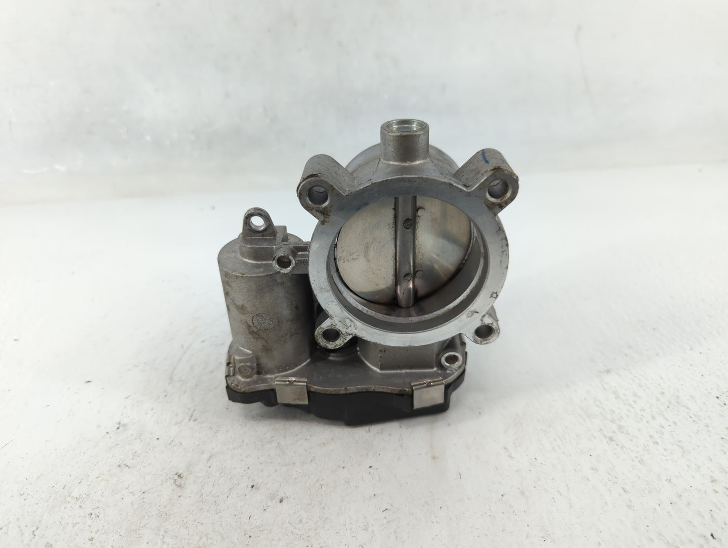 2017-2022 Jeep Compass Throttle Body P/N:04891970AC Fits Fits 2014 2015 2016 2017 2018 2019 2020 2021 2022 OEM Used Auto Par