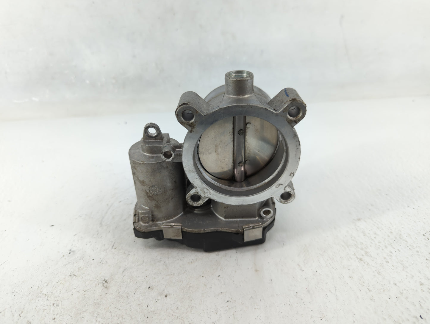2017-2022 Jeep Compass Throttle Body P/N:04891970AC Fits Fits 2014 2015 2016 2017 2018 2019 2020 2021 2022 OEM Used Auto Par