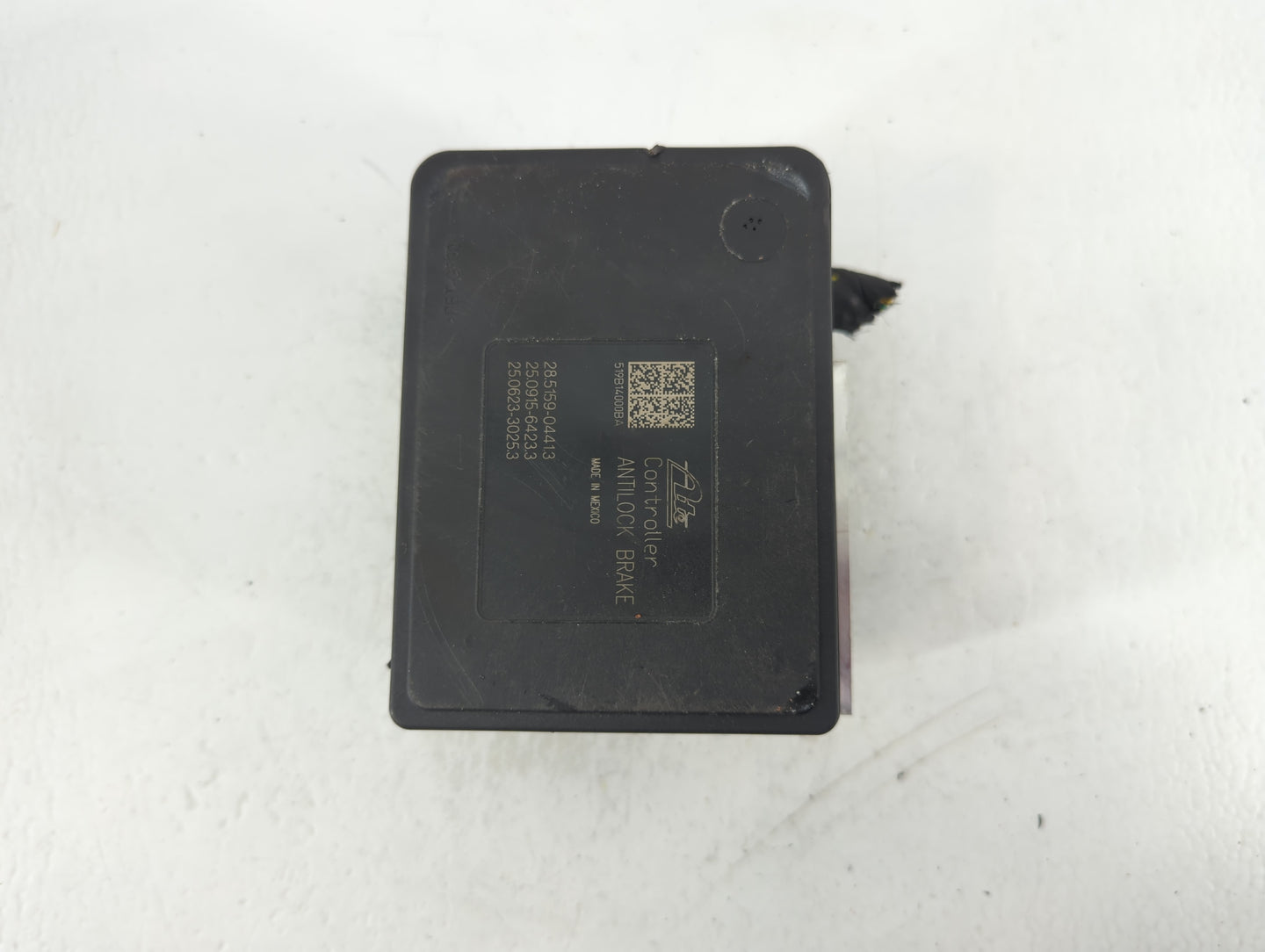 2020 Jeep Compass ABS Pump Control Module Replacement P/N:P68485883AA Fits OEM Used Auto Parts - Oemusedautoparts1.com