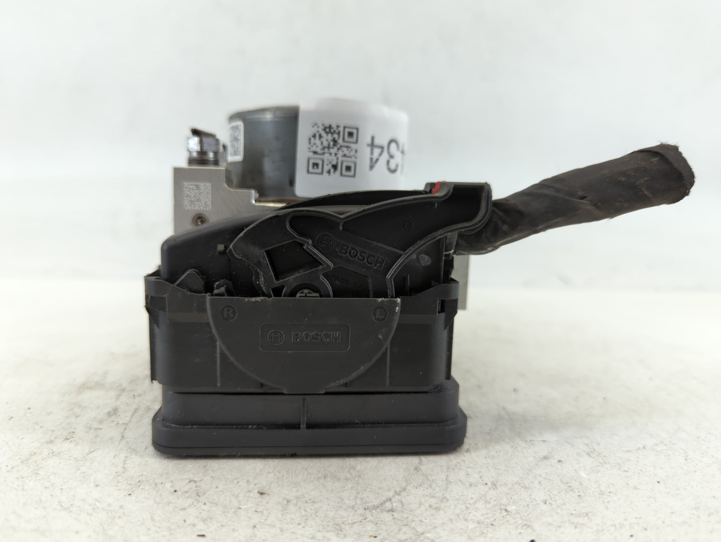 2020 Jeep Compass ABS Pump Control Module Replacement P/N:00534893560 P68485883AA Fits OEM Used Auto Parts - Oemusedautopart