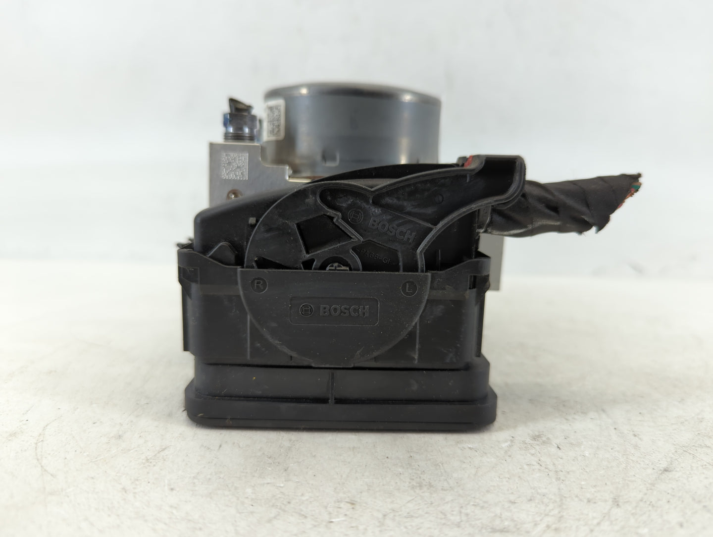 2020 Jeep Compass ABS Pump Control Module Replacement P/N:P68485883AA Fits OEM Used Auto Parts - Oemusedautoparts1.com