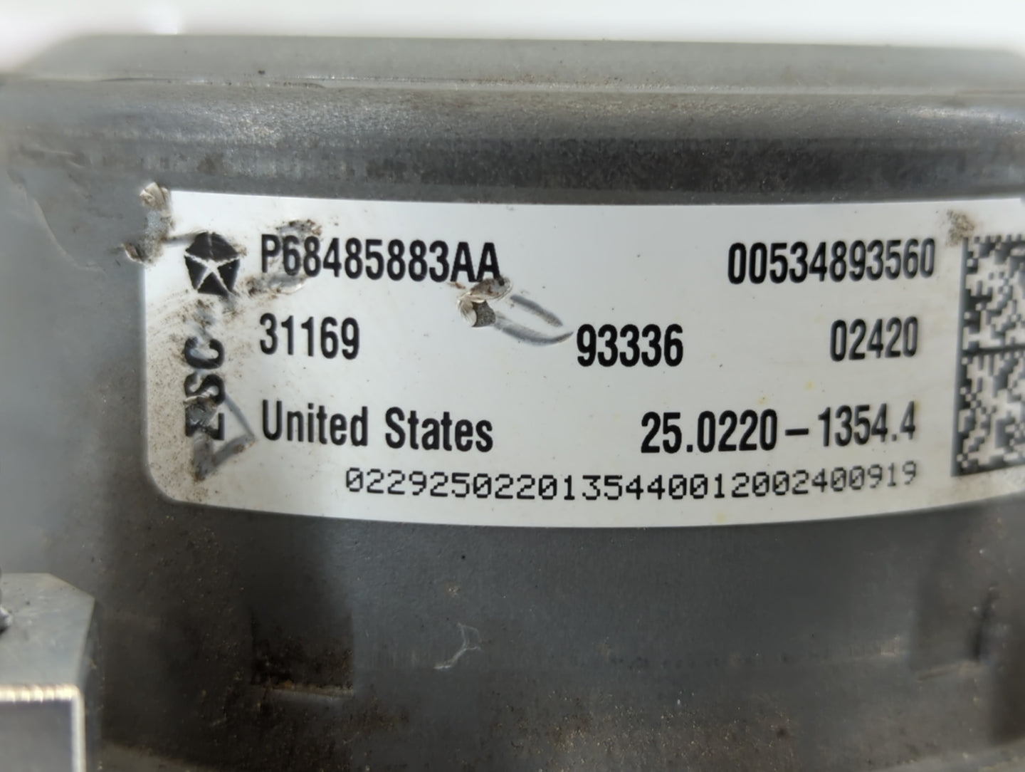 2020 Jeep Compass ABS Pump Control Module Replacement P/N:P68485883AA Fits OEM Used Auto Parts - Oemusedautoparts1.com