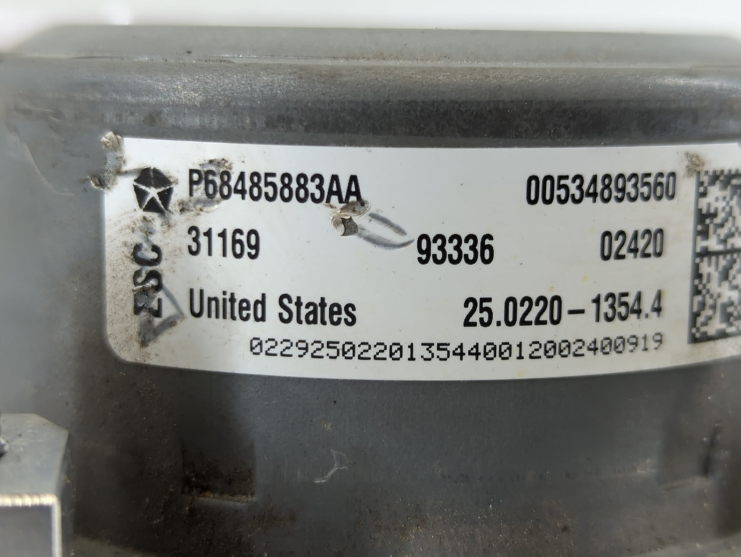 2020 Jeep Compass ABS Pump Control Module Replacement P/N:P68485883AA Fits OEM Used Auto Parts - Oemusedautoparts1.com