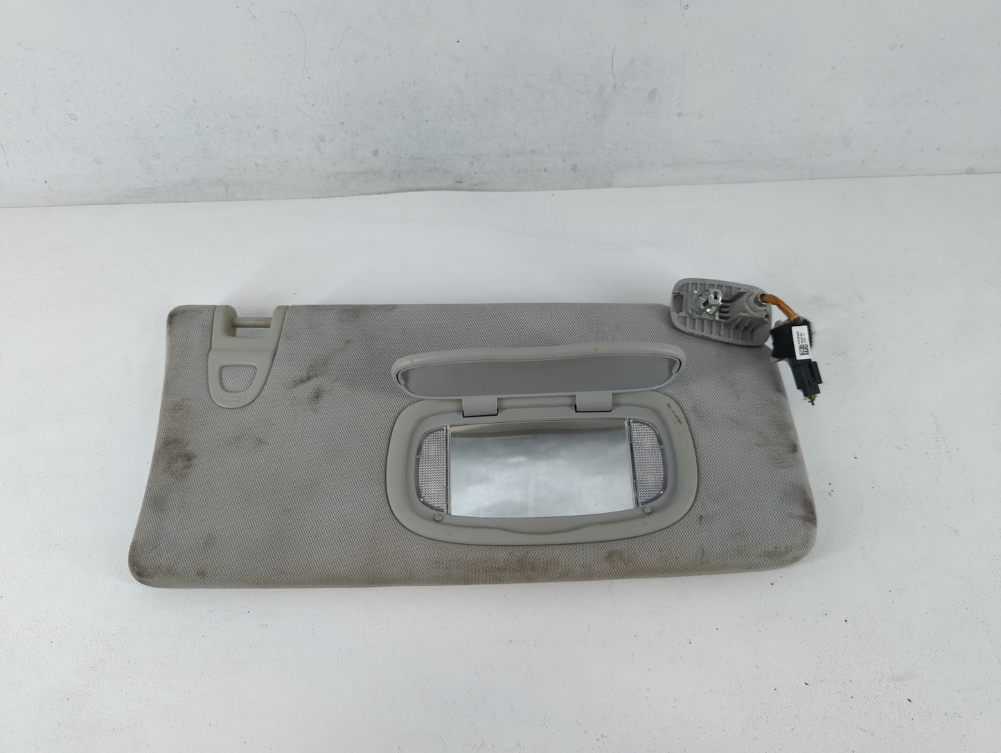 2020 Jeep Compass Sun Visor Shade Replacement Driver Left Mirror Fits OEM Used Auto Parts - Oemusedautoparts1.com