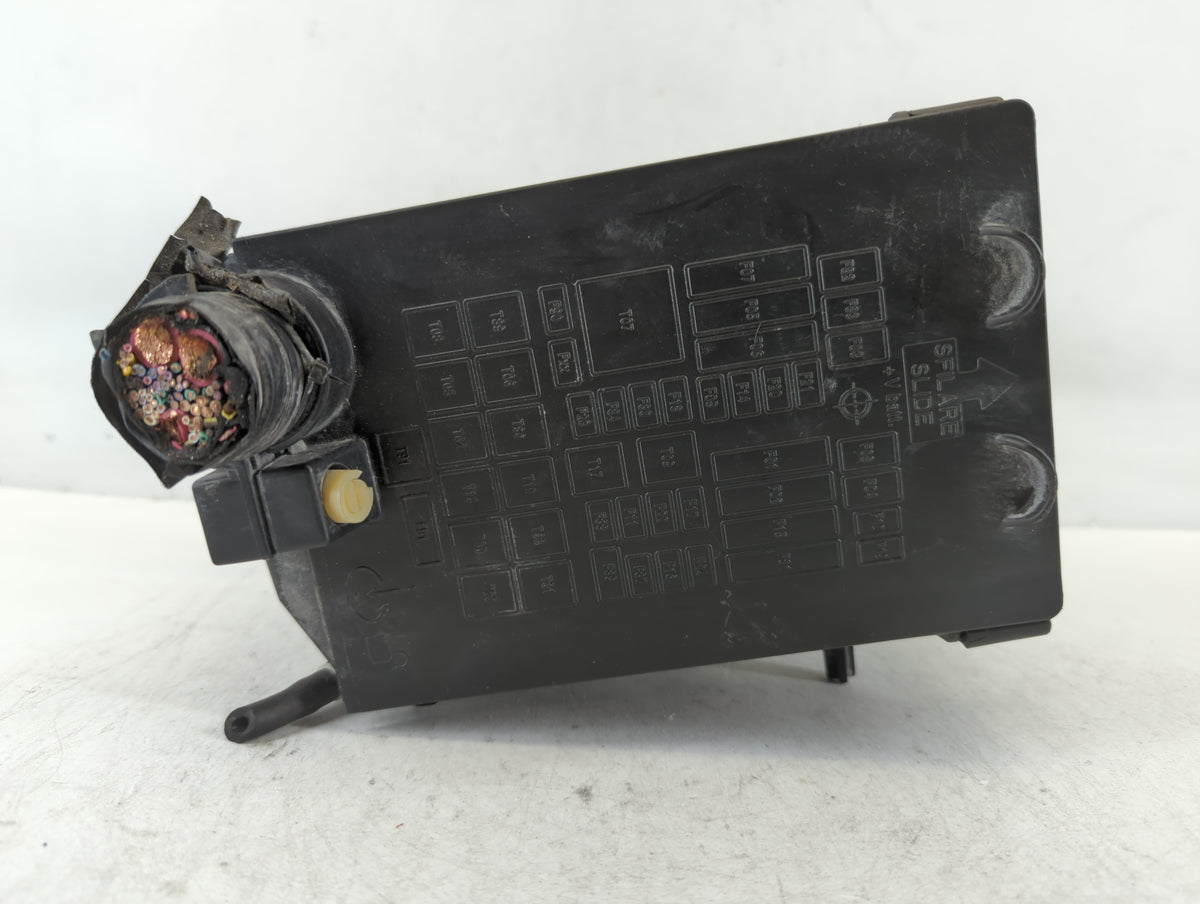 2017-2018 Jeep Compass Fusebox Fuse Box Panel Relay Module P/N:52027004 Fits Fits 2017 2018 OEM Used Auto Parts - Oemusedaut