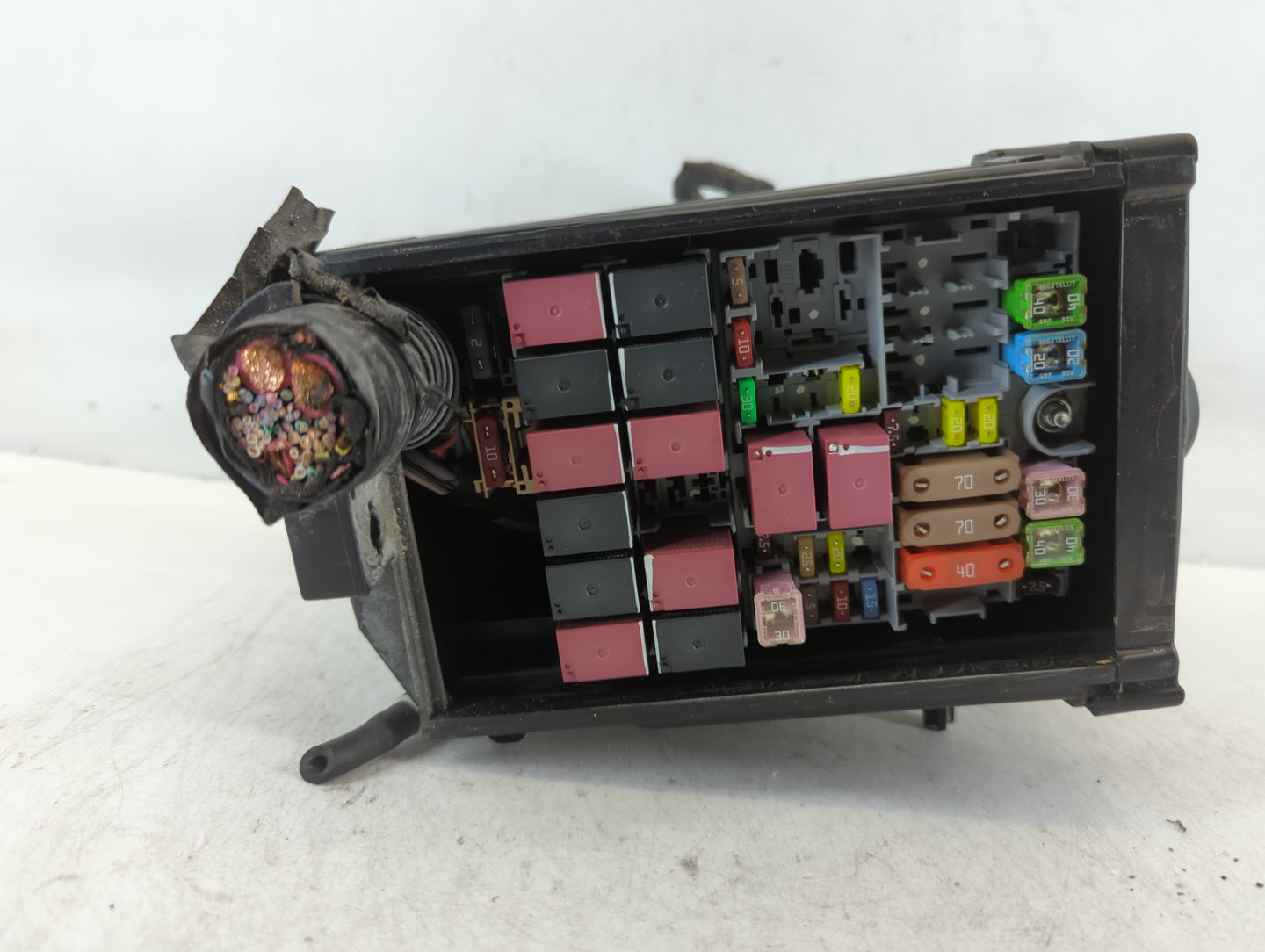 2020 Jeep Compass Fusebox Fuse Box Panel Relay Module P/N:52027004 Fits OEM Used Auto Parts - Oemusedautoparts1.com