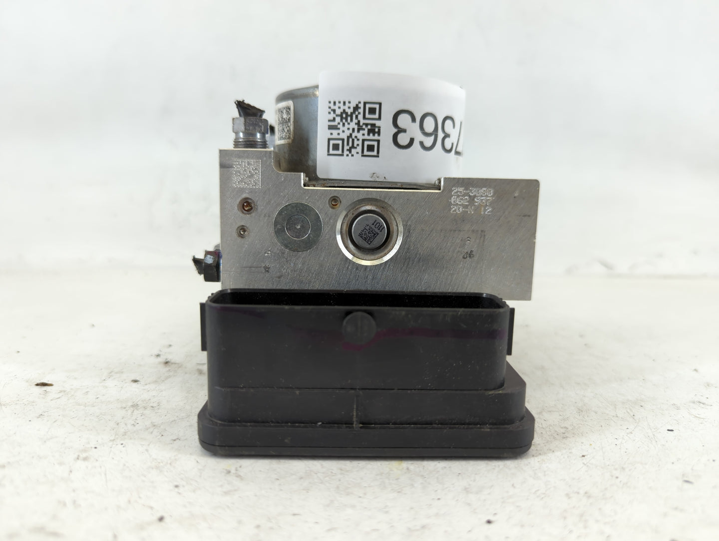 2020 Jeep Compass ABS Pump Control Module Replacement P/N:P68485883AB Fits OEM Used Auto Parts - Oemusedautoparts1.com
