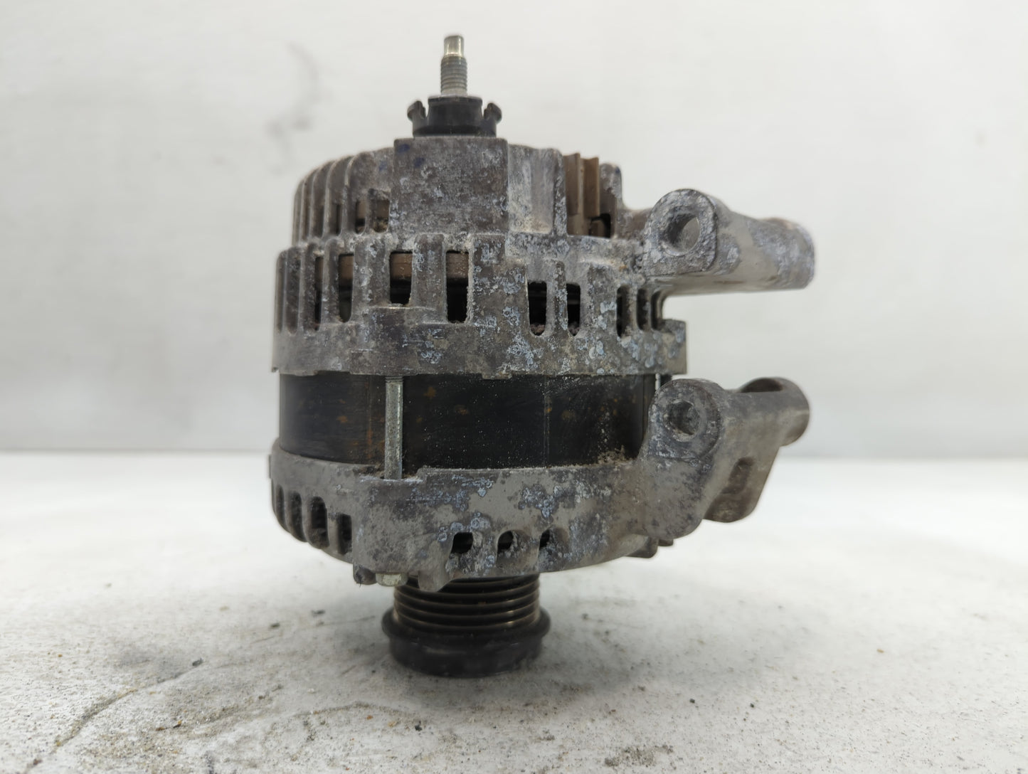 2017-2022 Jeep Compass Alternator Replacement Generator Charging Assembly Engine OEM P/N:56029624AC Fits OEM Used Auto Parts
