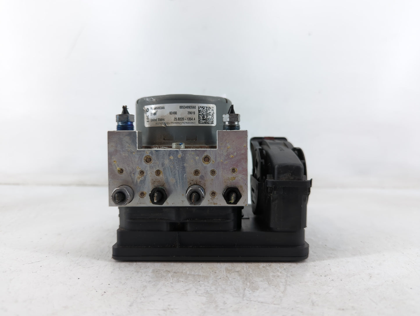 2020 Jeep Compass ABS Pump Control Module Replacement P/N:P68485883AA Fits OEM Used Auto Parts - Oemusedautoparts1.com