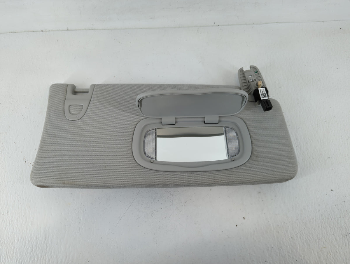 2017-2018 Jeep Compass Sun Visor Shade Replacement Passenger Right Mirror Fits Fits 2017 2018 OEM Used Auto Parts - Oemuseda