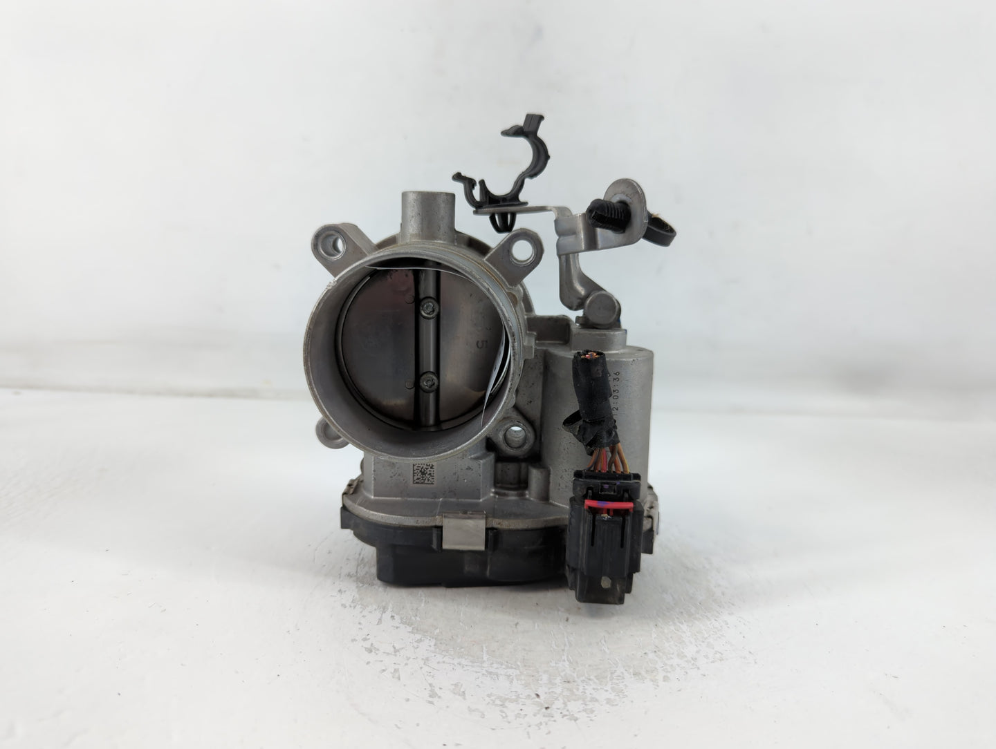 2017-2022 Jeep Compass Throttle Body P/N:04891970AC Fits Fits 2014 2015 2016 2017 2018 2019 2020 2021 2022 OEM Used Auto Par