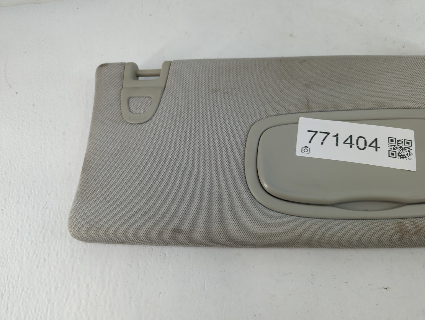 2020 Jeep Compass Sun Visor Shade Replacement Passenger Right Mirror Fits OEM Used Auto Parts - Oemusedautoparts1.com