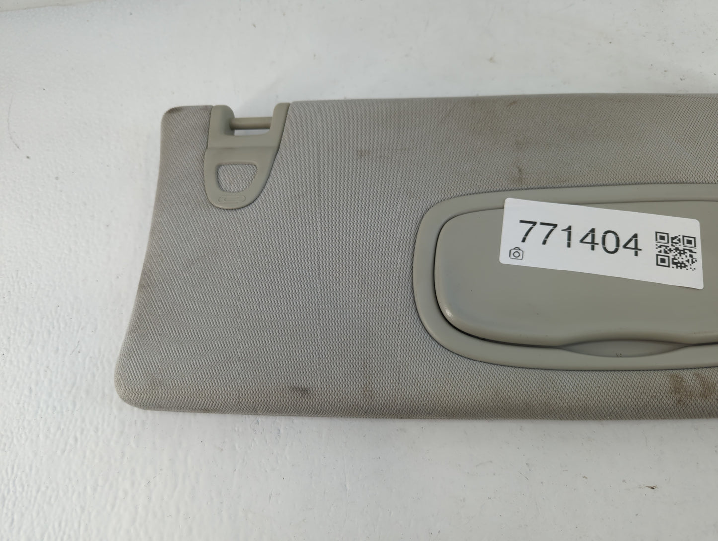 2020 Jeep Compass Sun Visor Shade Replacement Passenger Right Mirror Fits OEM Used Auto Parts - Oemusedautoparts1.com