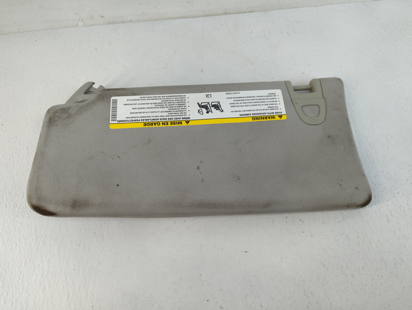 2020 Jeep Compass Sun Visor Shade Replacement Passenger Right Mirror Fits OEM Used Auto Parts - Oemusedautoparts1.com