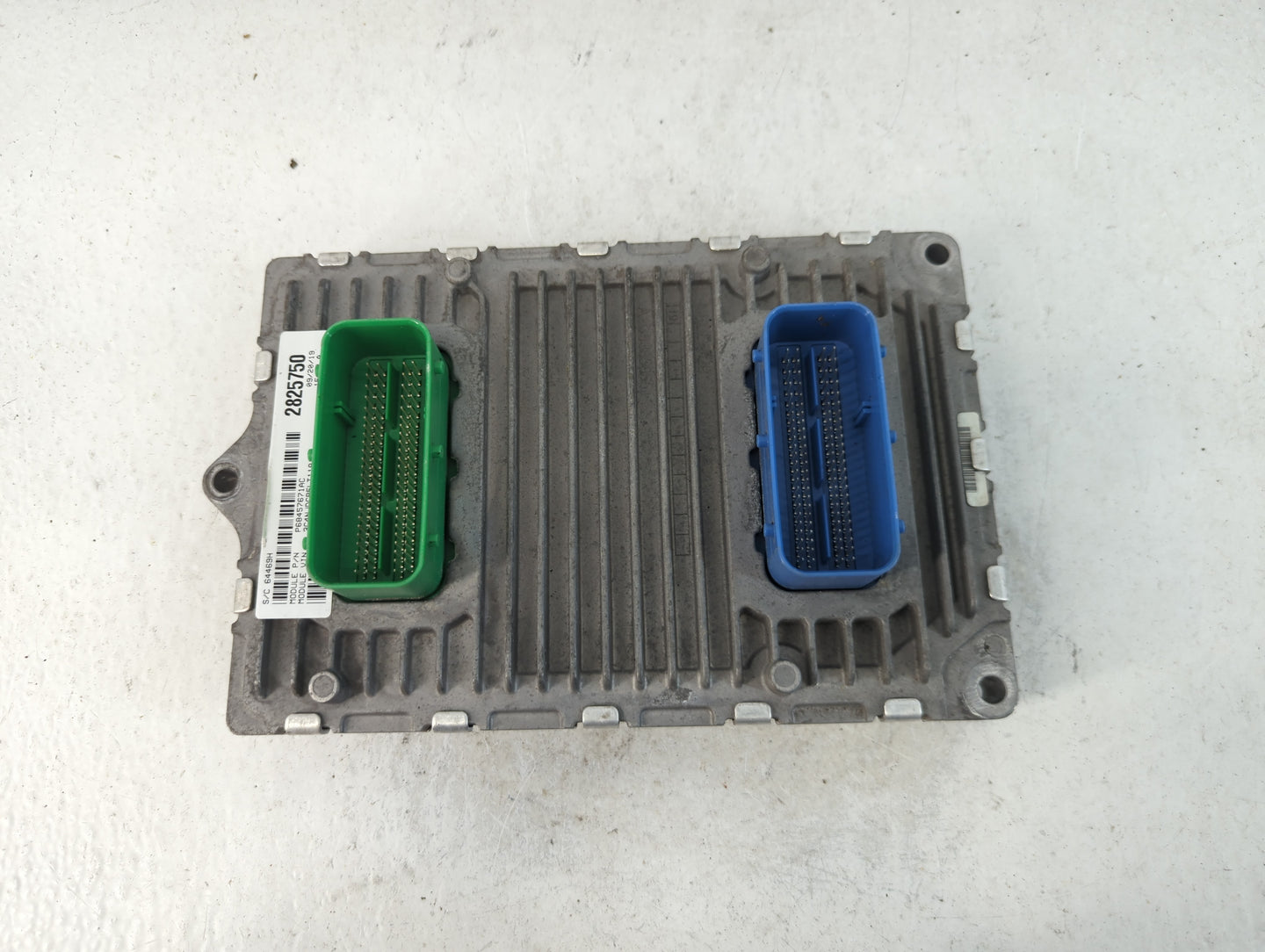 2020 Jeep Compass PCM Engine Control Computer ECU ECM PCU OEM P/N:P68457670AC P68342095AA Fits OEM Used Auto Parts - Oemused