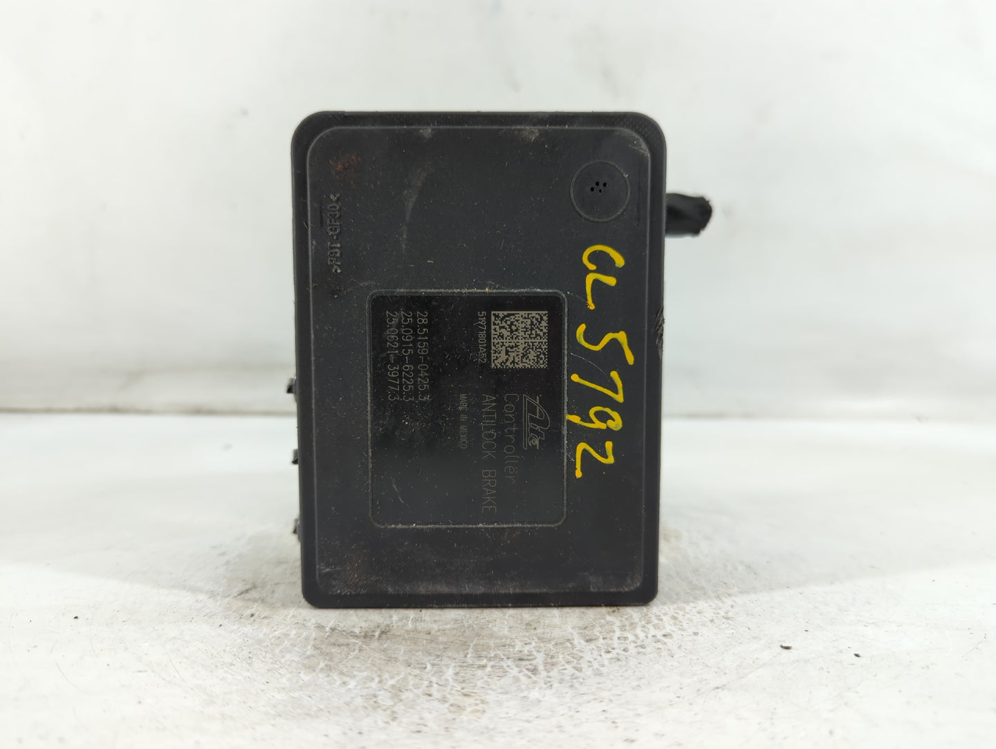 2020 Jeep Compass ABS Pump Control Module Replacement P/N:00534792760 P68402396AD Fits OEM Used Auto Parts - Oemusedautopart