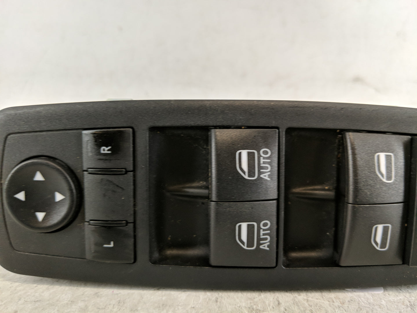 2016-2022 Jeep Grand Cherokee Master Power Window Switch Replacement Driver Side Left P/N:68319802AA Fits OEM Used Auto Part