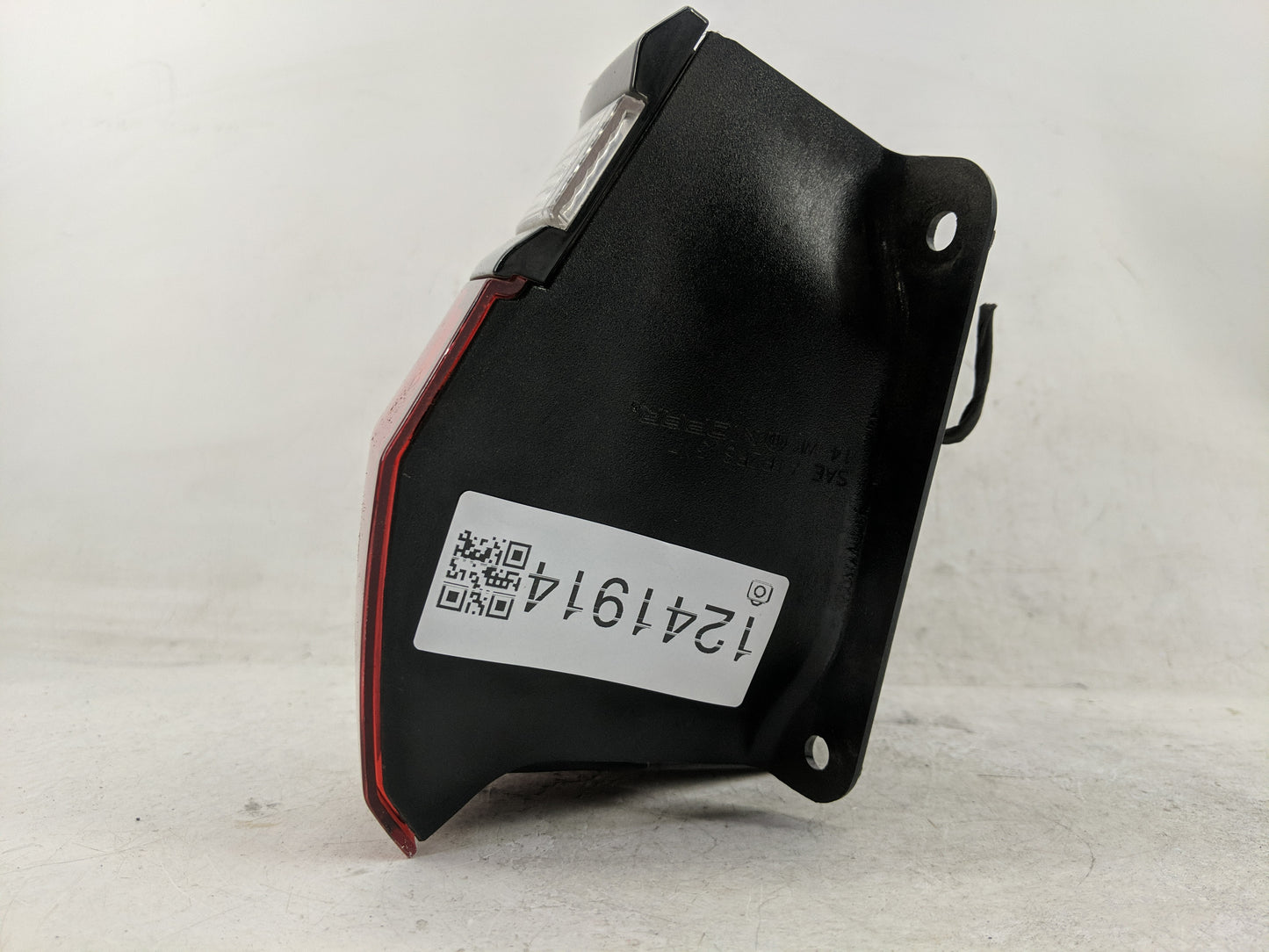 2014-2022 Jeep Grand Cherokee Tail Light Assembly Passenger Right OEM Fits Fits 2014 2015 2016 2017 2018 2019 2020 2021 2022