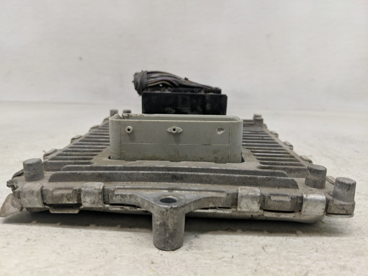 2020-2022 Jeep Grand Cherokee PCM Engine Control Computer ECU ECM PCU OEM P/N:P68434931AA 68434931AA Fits Fits 2020 2021 202
