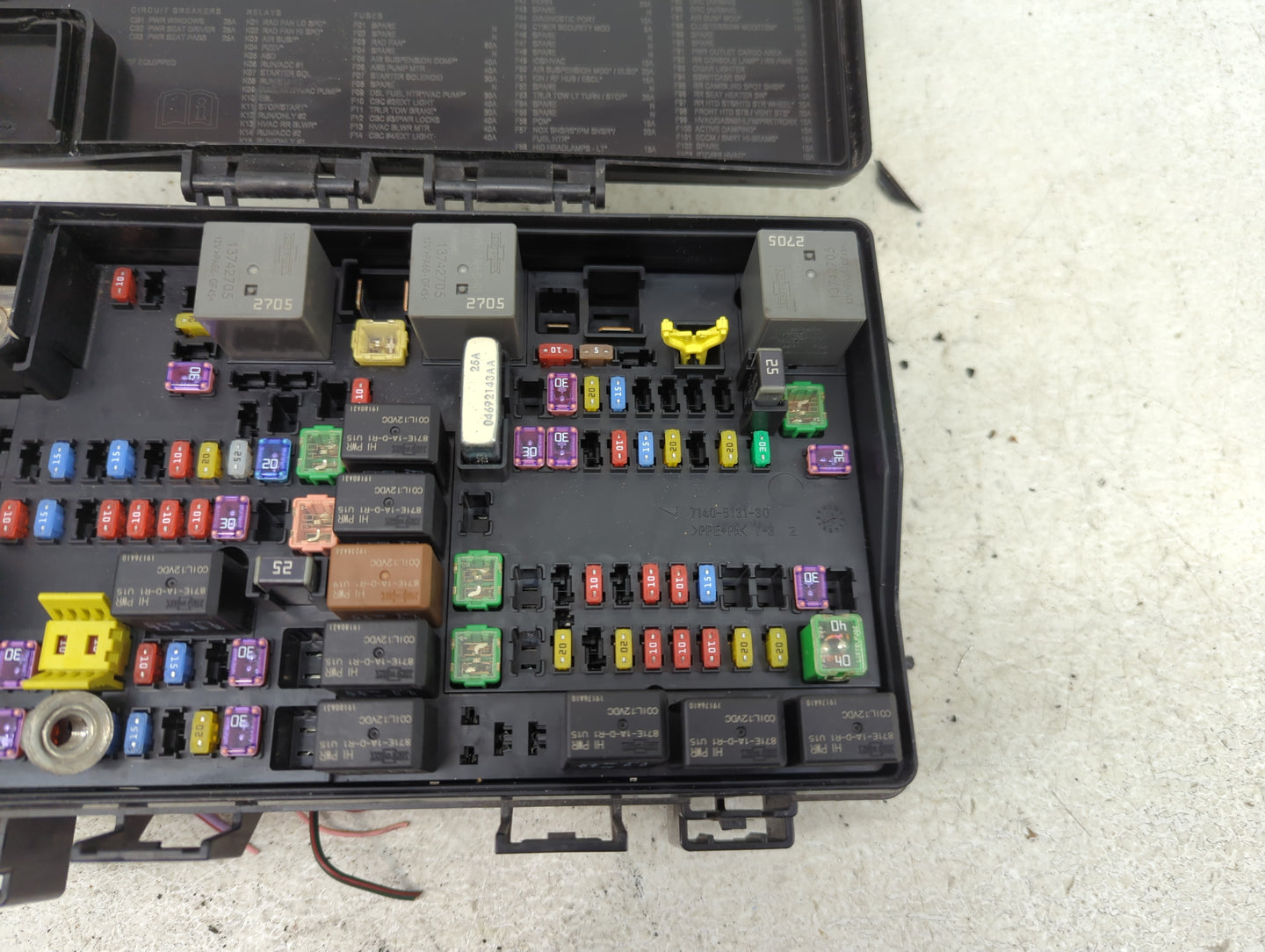 2020 Jeep Grand Cherokee Fusebox Fuse Box Panel Relay Module P/N:7140-1980-30 Fits OEM Used Auto Parts - Oemusedautoparts1.c