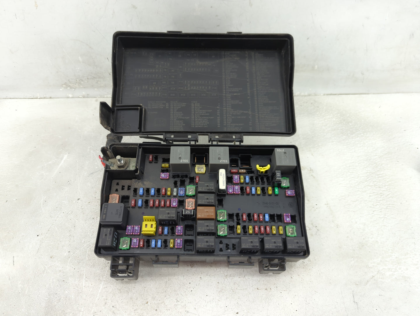 2020 Jeep Grand Cherokee Fusebox Fuse Box Panel Relay Module P/N:7140-5131-30 7140-1980-30, P68417434AA, 04692143AA Fits OEM