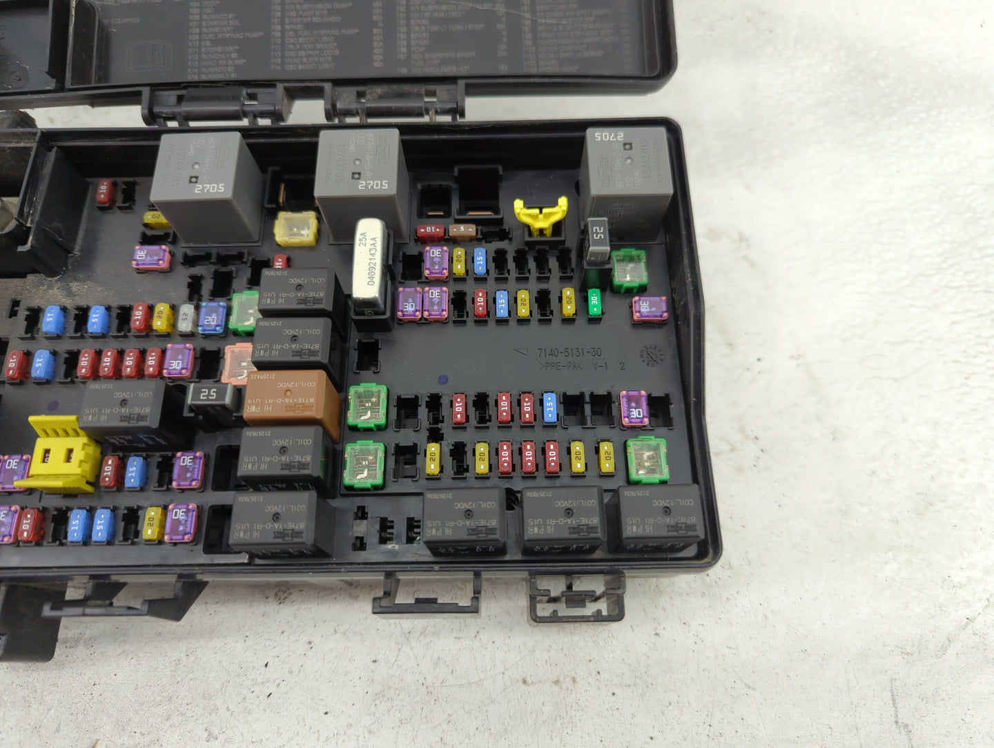 2020 Jeep Grand Cherokee Fusebox Fuse Box Panel Relay Module P/N:7140-5131-30 7140-1980-30, P68417434AA, 04692143AA Fits OEM